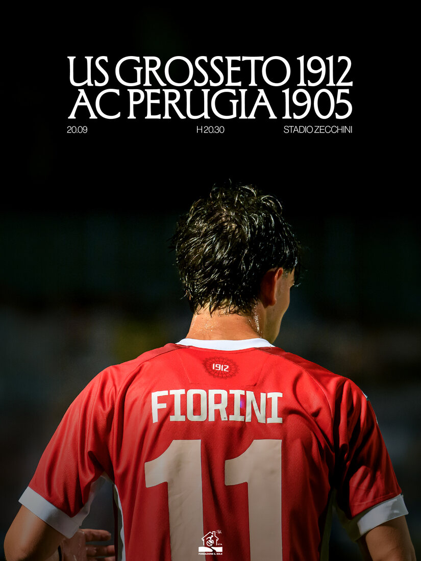 Matchday US Grosseto contro AC Perugia, un giocatore di spalle con il numero 11.